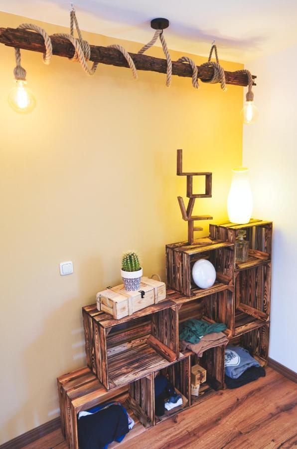 Apartment Bavaria - Zentral Mit Stellplatz, Kueche & Netflix Pfaffenhofen an der Ilm ภายนอก รูปภาพ
