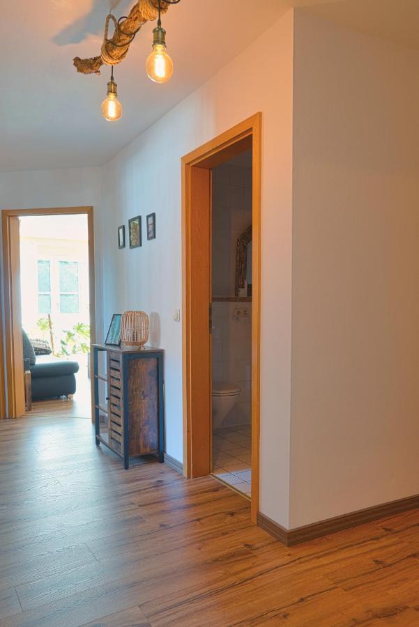Apartment Bavaria - Zentral Mit Stellplatz, Kueche & Netflix Pfaffenhofen an der Ilm ภายนอก รูปภาพ