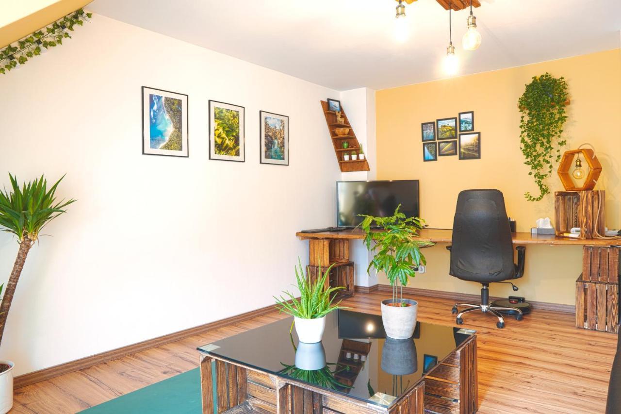 Apartment Bavaria - Zentral Mit Stellplatz, Kueche & Netflix Pfaffenhofen an der Ilm ภายนอก รูปภาพ