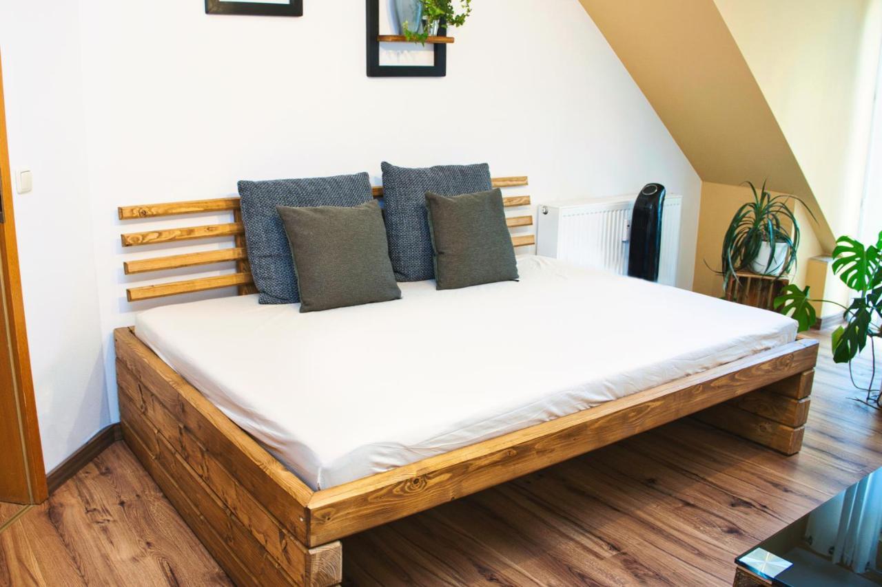 Apartment Bavaria - Zentral Mit Stellplatz, Kueche & Netflix Pfaffenhofen an der Ilm ภายนอก รูปภาพ